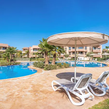 Apart Confort Front Pool-Garden